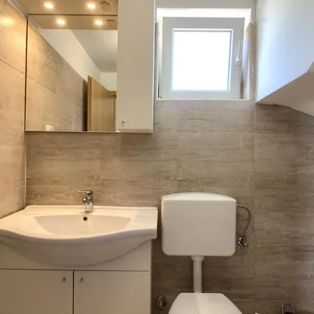 Vila Charming Seve With Private Pool In *