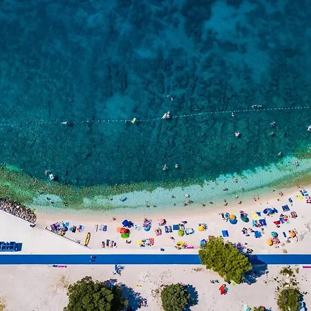 Charming Seve With Private Pool In 别墅 *