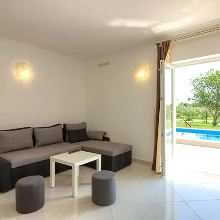 Willa Charming Seve With Private Pool In